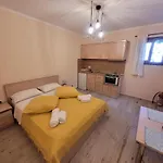 Apartment Kleanthi And Kostas Studios Symi