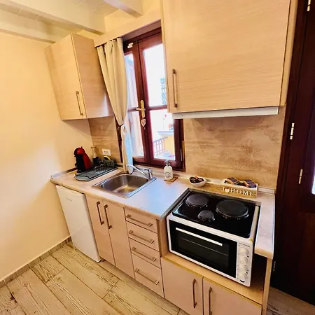 Kleanthi And Kostas Apartament