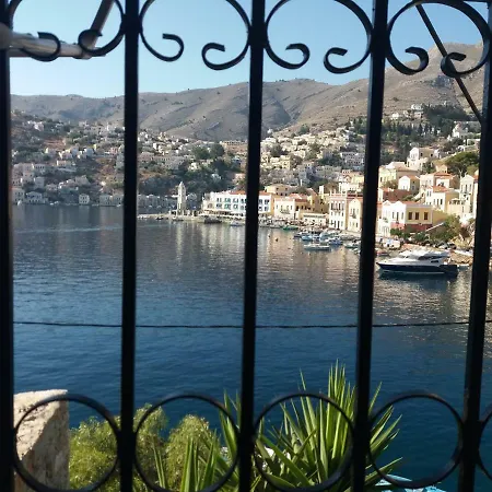 Kleanthi And Kostas Studios Apartment Symi