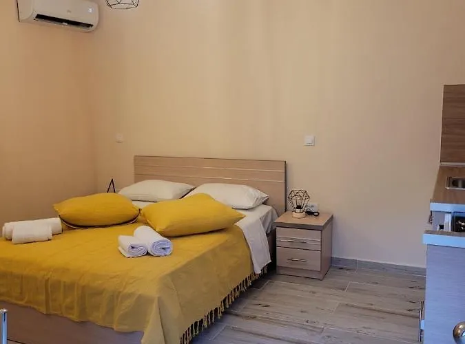 Kleanthi And Kostas شقة *