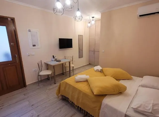 Kleanthi And Kostas شقة سيمي