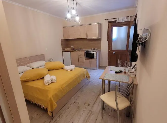 Kleanthi And Kostas شقة *